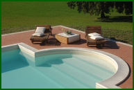Umbria - Villa Collepera: the swimming pool
